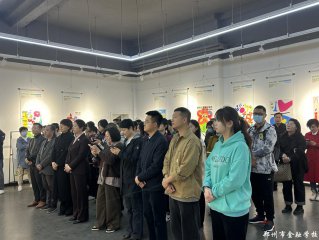 我校受邀参加“郑州市儿童友好城市海报展”，佳作闪耀显艺术教育成果
